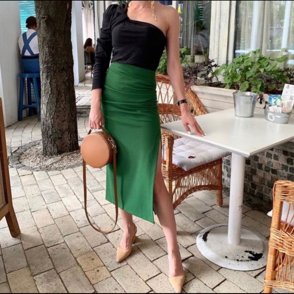 Zara green midi skirt with side slit